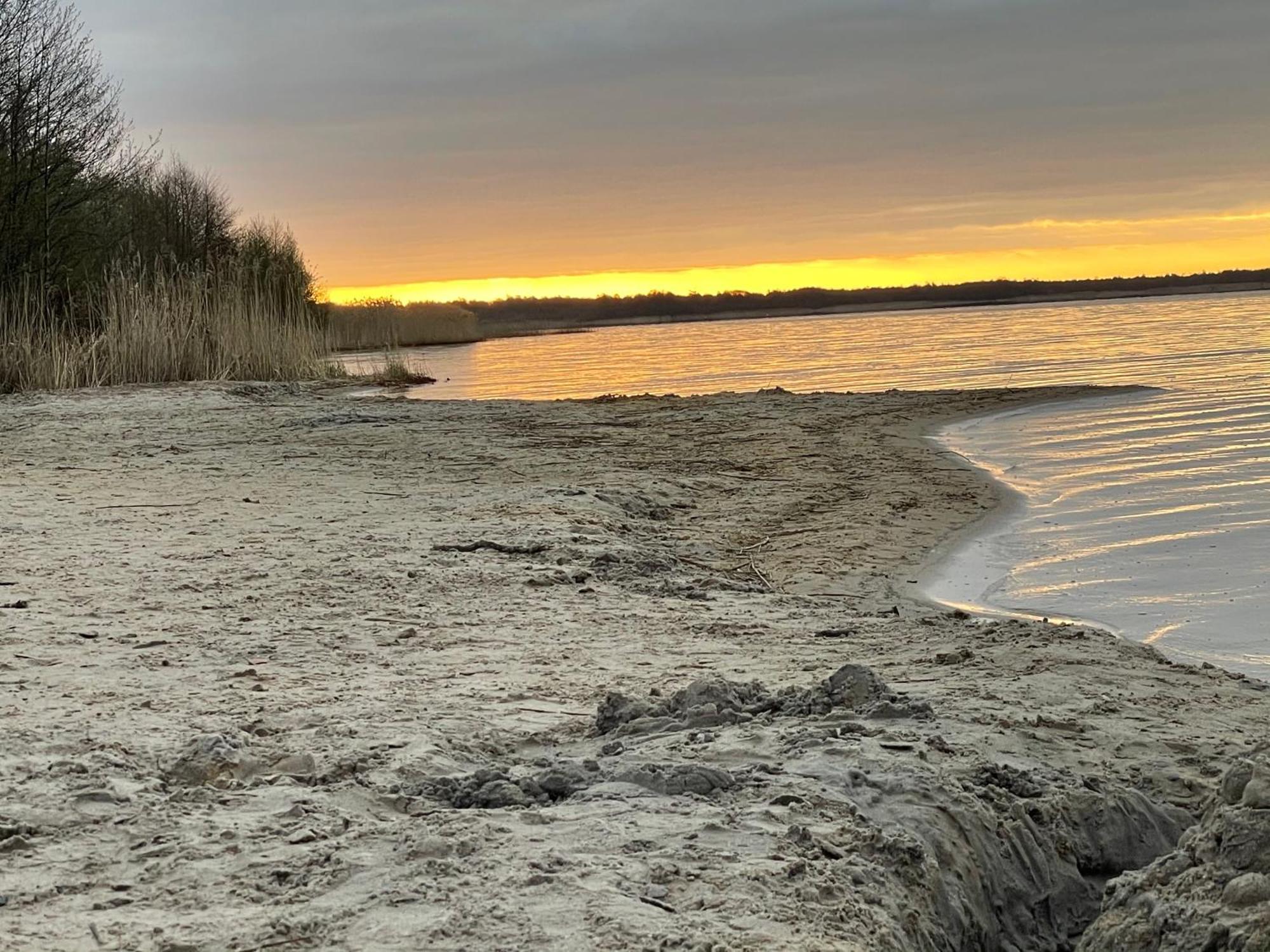 Strandhotel Weisser Berg Neustadt am Rübenberge エクステリア 写真
