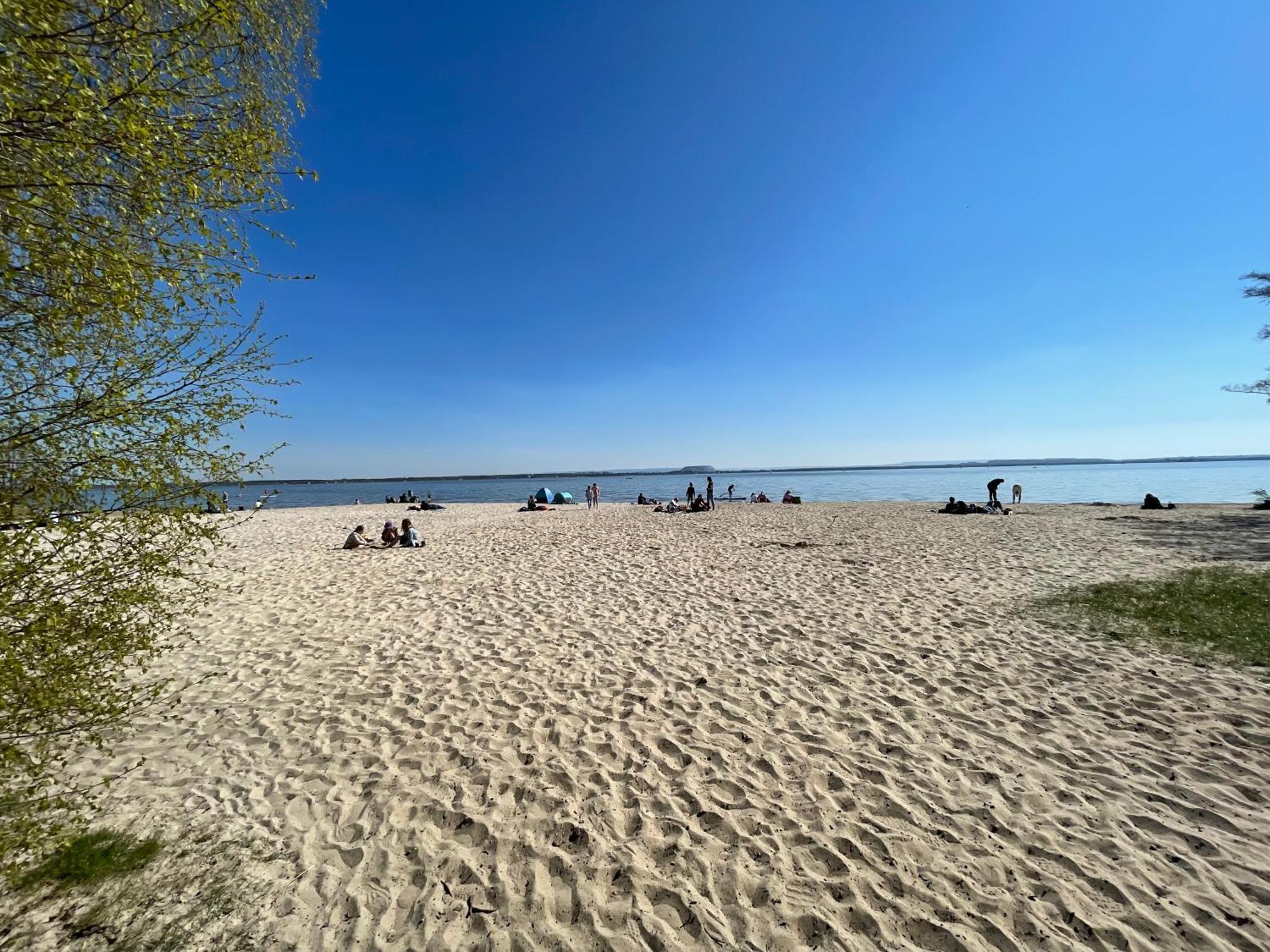 Strandhotel Weisser Berg Neustadt am Rübenberge エクステリア 写真